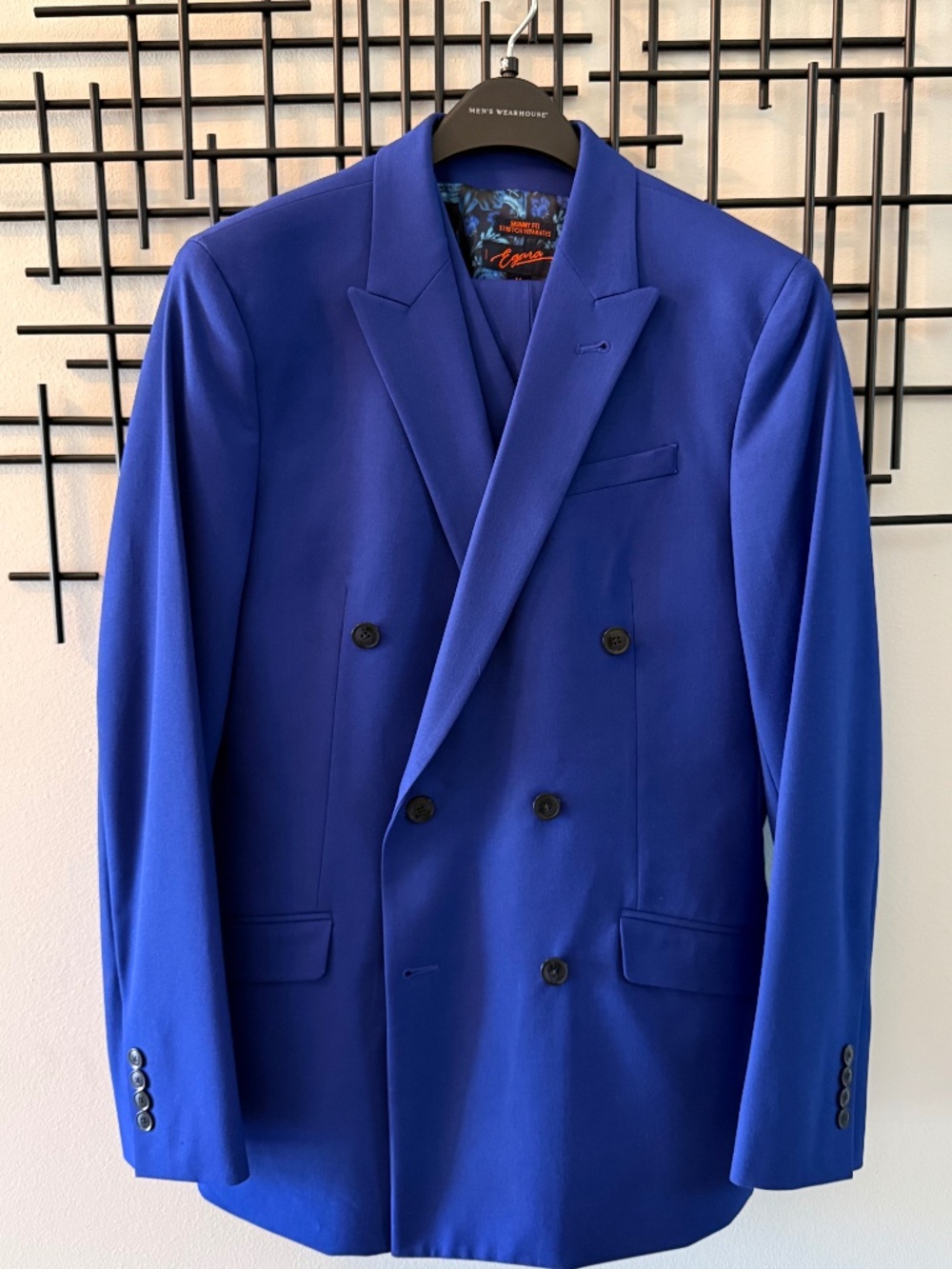 Egara Royal Blue 3-Piece Skinny Fit Stretch Suit – 40R / Medium – New With Tags